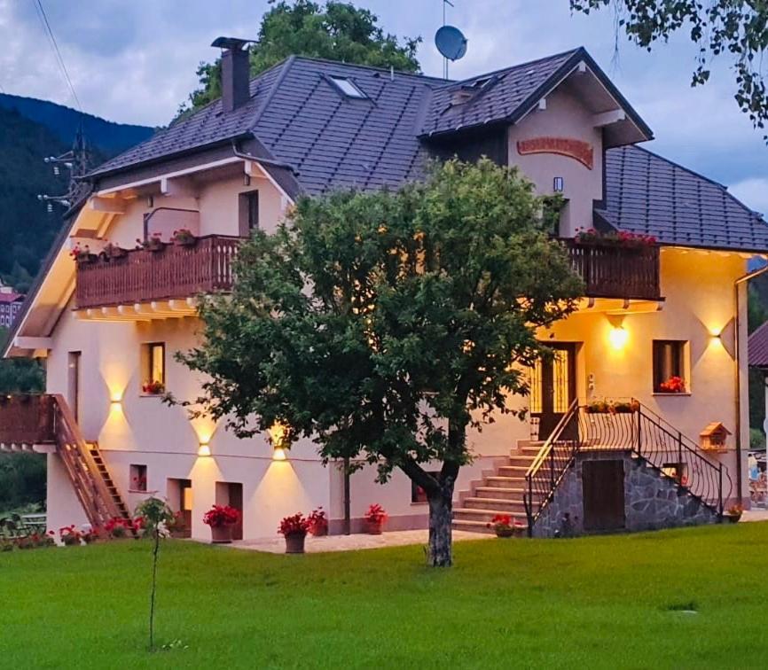 Hotel Rosengarten Tarvisio Extérieur photo